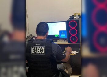 Gaeco e 6ª Promotoria de Paranaguá realizam busca de apreensão de três ordens judiciais contra policial militar suspeito de falsificação de documentos