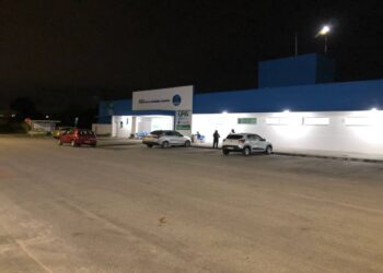 Homem é alvejado por disparo de arma de fogo durante assalto em Matinhos