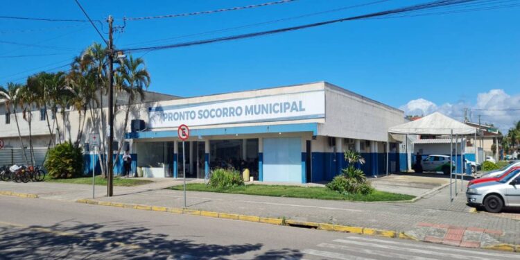 Briga de casal termina com homem esfaqueado em Guaratuba