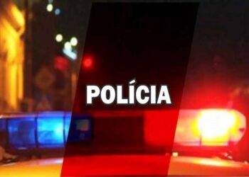 Homem usando uma bicicleta “cargueira” furta roçadeiras e roupas de residência em Paranaguá