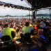 Palcos Sunset do Verão Maior Paraná abrem espaço para artistas locais e estaduais no Litoral