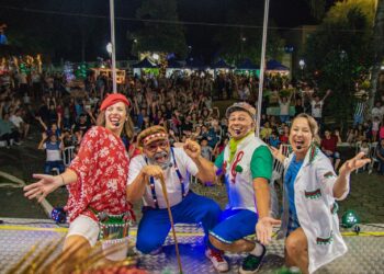 Caravana Natal Mágico chega ao litoral com espetáculos culturais gratuitos na próxima semana