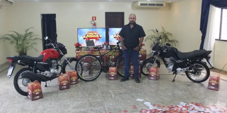 Foto do Show de Prêmios da ACIAP realizado em 2023 - Foto: Reprodução/Folha do Litoral News