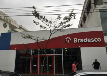 Esquema de estelionato em Guaratuba leva servidora pública e gerente bancária à prisão