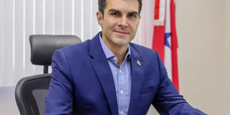 Helder Barbalho — Foto: Infoglobo