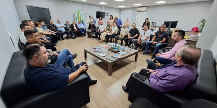 Prefeitura de Paranaguá isenta templos religiosos de taxas municipais