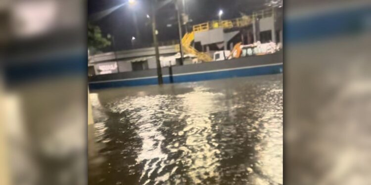 Paranaguá Saneamento emite nota sobre alagamentos na região da Costeira