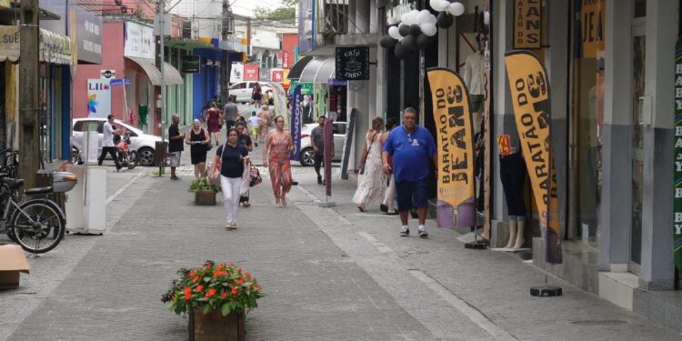 Paranaguá une forças! Sesc, Senac e Prefeitura preparam “feiras de serviços” em datas comemorativas de 2025