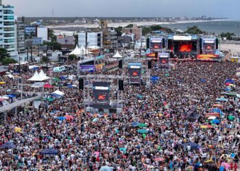 Confira os shows que agitam as praias do Litoral a partir desta terça-feira (7)