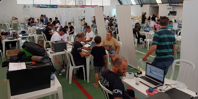 Justiça no Bairro leva serviços jurídicos e emissão de documentos a Pontal do Paraná