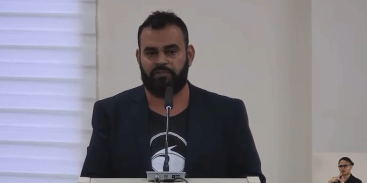 Racha na base? Péke Bocudo critica colegas e aponta isolamento dentro do grupo governista