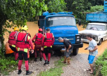 Zona rural de Paranaguá foi duramente atingida por chuvas; estradas ficaram bloqueadas e famílias isoladas