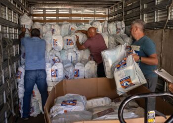 Saiba onde e como doar para as famílias vítimas das chuvas no Litoral