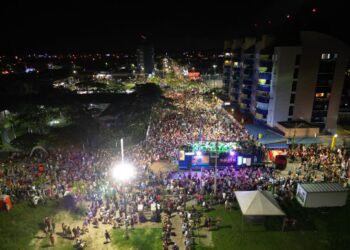 Alegria para todas as idades: CarnaPontal traz matinês infantis, blocos e trios elétricos para Pontal do Paraná