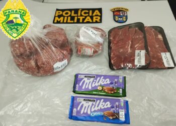 Rapaz é flagrado furtando mercadorias em supermercado no Jardim Samambaia em Paranaguá