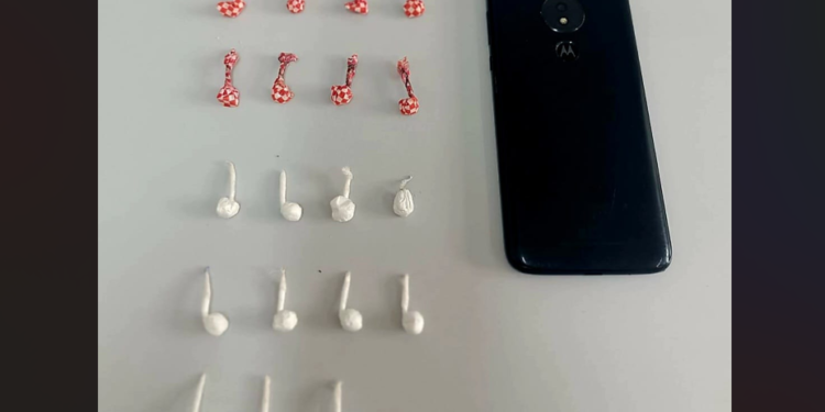 Tráfico digital: PM prende jovem que vendia drogas pelo WhatsApp e recebia por PIX em Paranaguá