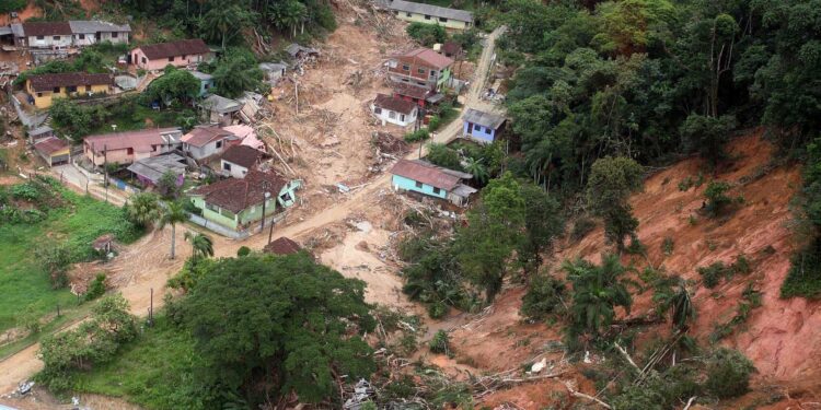 Desastre Águas de Março: 14 anos depois, o que mudou na resposta a tragédias no Litoral do Paraná?