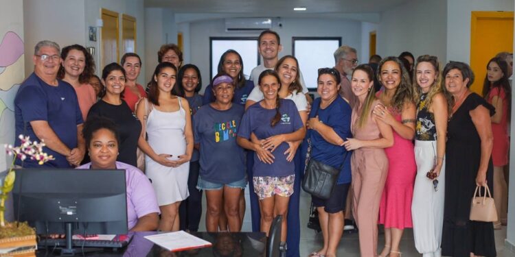 Pontal do Paraná amplia políticas para mulheres e lança transporte gratuito para gestantes