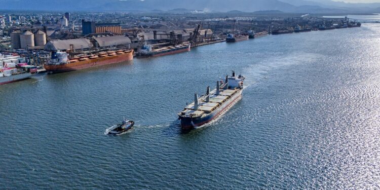 Porto de Paranaguá celebra 90 anos com eventos culturais para a comunidade