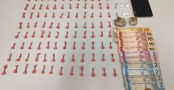 Rapaz desmaia ao ser flagrado por policiais militares comercializando drogas na região portuária de Paranaguá