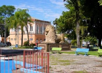 Prefeitura de Paranaguá organiza a “Páscoa Encantada” na Praça dos Leões