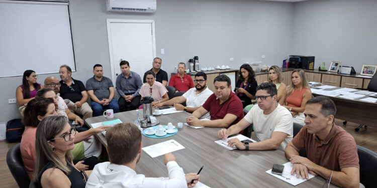 Tribunal de Contas suspende aumento salarial no CISLIPA; reajustes foram de até 98%