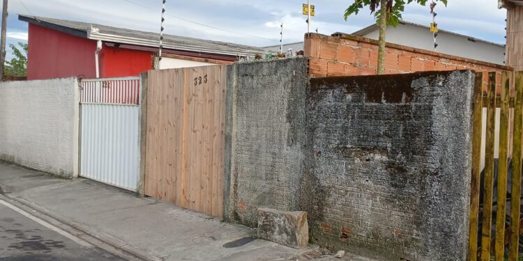 Madrugada de quinta-feira (3) tem morte e tentativa de homicídio em Paranaguá