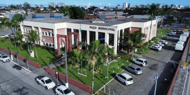 Matinhos proíbe condenados por violência contra mulheres de ocuparem cargos públicos