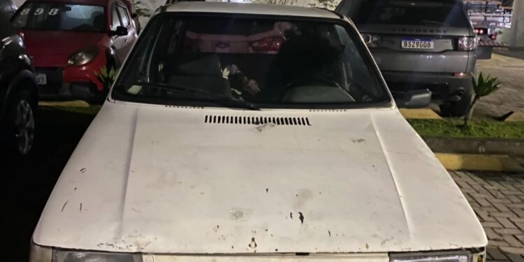 MURALHA DIGITAL: Carro furtado na capital do estado é recuperado pela GCM em Paranaguá