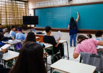 Antonina e Guaratuba podem perder recursos do Fundeb em 2026 por falhas no envio de dados