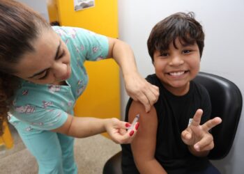 Com aumento de casos de síndromes respiratórias graves entre crianças, Pontal do Paraná amplia vacinação