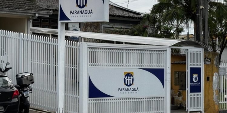 Prefeitura de Paranaguá antecipa parte do 13º para aposentados e pensionistas e injeta mais de R$ 1,4 milhão na economia local