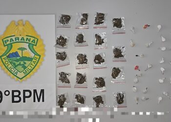 BOCA DE FUMO: Adolescente é flagrado com bolsa cheia de entorpecentes na Vila dos Comerciários em Paranaguá