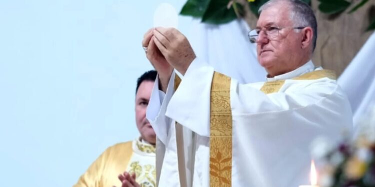 “Não tenho mais forças”: em carta emocionada, dom Edmar Peron se despede da Diocese de Paranaguá