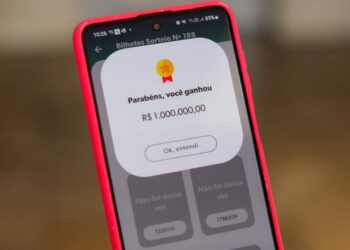 Dia das Mães milionário: morador de São José Pinhais ganha R$ 1 milhão em sorteio do Nota Paraná. / Foto: Gaby Smek/SEFA-PR