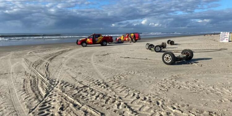 Corpo de adolescente é encontrado na beira da praia em Pontal do Paraná