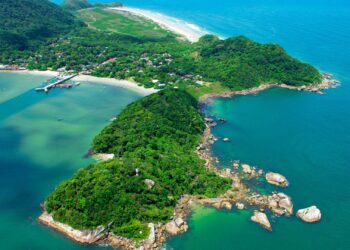 Festival na Ilha do Mel reúne natureza, rock e sustentabilidade