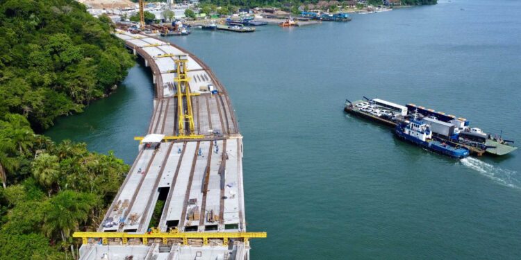 Ponte de Guaratuba chega a 55,7% de execução