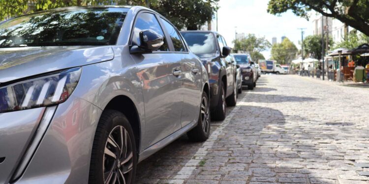 Prazo para pagamento do IPVA de veículos com final de placa 5 e 6 encerra nesta quinta-feira