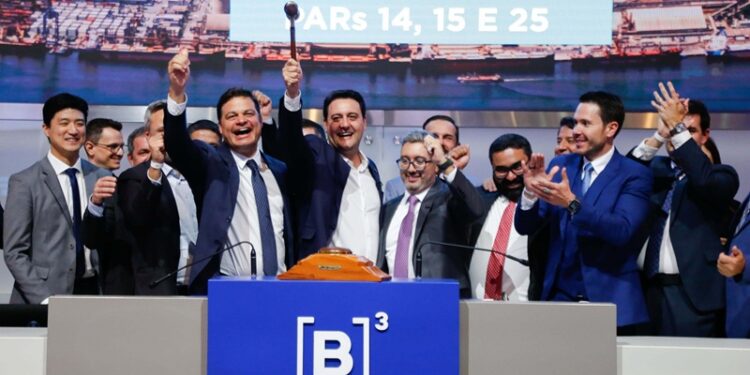 Paraná é o primeiro estado do Brasil com porto 100% regularizado e garante R$ 3 bilhões em investimentos para Paranaguá