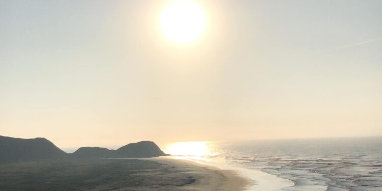 Marinha do Brasil emite alerta de nevoeiros esparsos para o litoral do Paraná