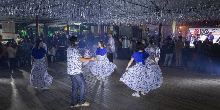 Descentralizando o Fandango: projeto busca levar música e cultura para toda Paranaguá