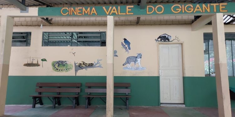 Cinema Vale do Gigante é inaugurado em Antonina como primeiro Centro de Educação Ambiental Permanente do município