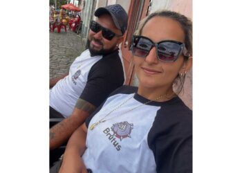 Marinheira sofre acidente grave e é internada na UTI após colisão entre lancha e táxi náutico na Ilha das Peças