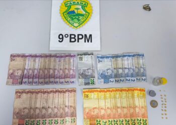 PM apreende pedras de crack e dinheiro durante abordagem de rotina no bairro Emboguaçu em Paranaguá