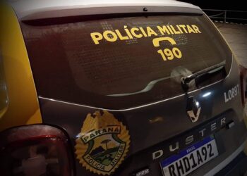 Adolescente que tentou se jogar no Rio Itiberê é contida por policiais militares