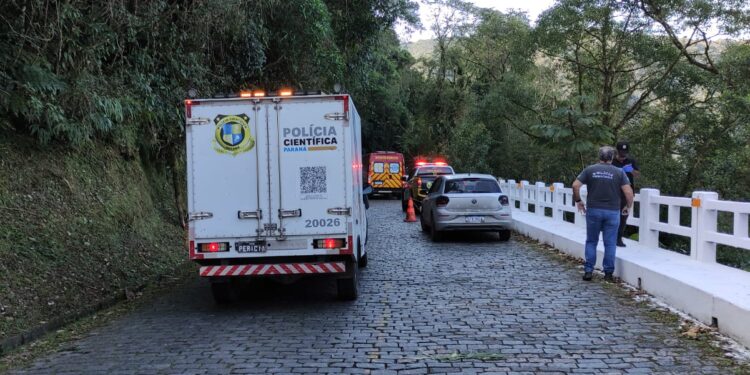 DESOVA: Corpo de homem alvejado por disparos de arma de fogo é encontrado na Estrada da Graciosa, em Morretes