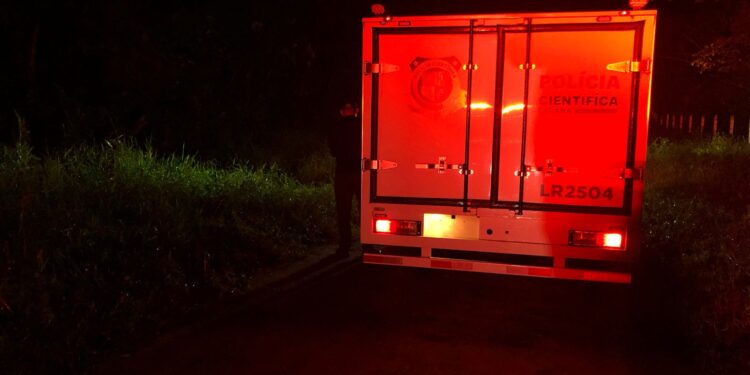 Corpo em estado de decomposição é encontrado dentro de um big bag na zona rural de Paranaguá