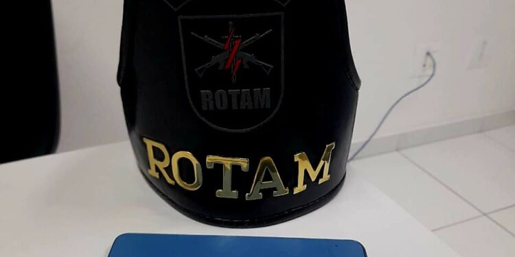 ROTAM prende assaltante no bairro Bockmann em Paranaguá; celular roubado foi recuperado