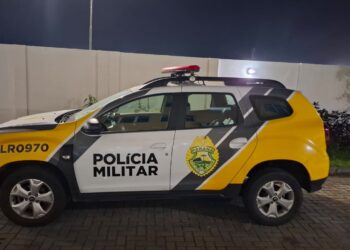 Filho ameaça pais idosos e irmã com uma faca na Vila dos Comerciários em Paranaguá